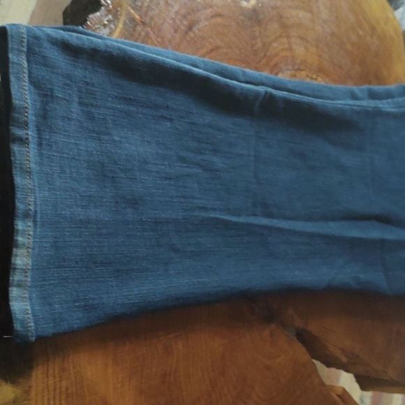 George Jeans - Picture 4 of 4